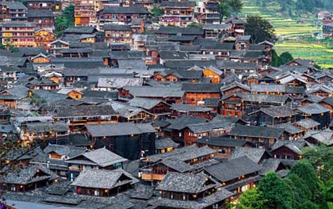 曲靖6种常见的外墙仿石漆施工工艺！